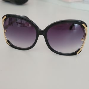 Oversized CHANEL Sunglasses Black with Gold hardware